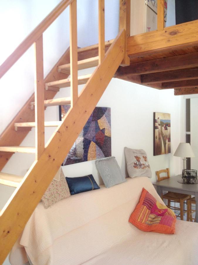 Studio Avec Piscine Privee Jardin Clos Et Wifi A Saint Jean D'Angely Экстерьер фото